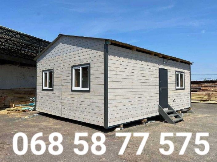 Садовая бытовка,  утеплена для проживания круглый год.