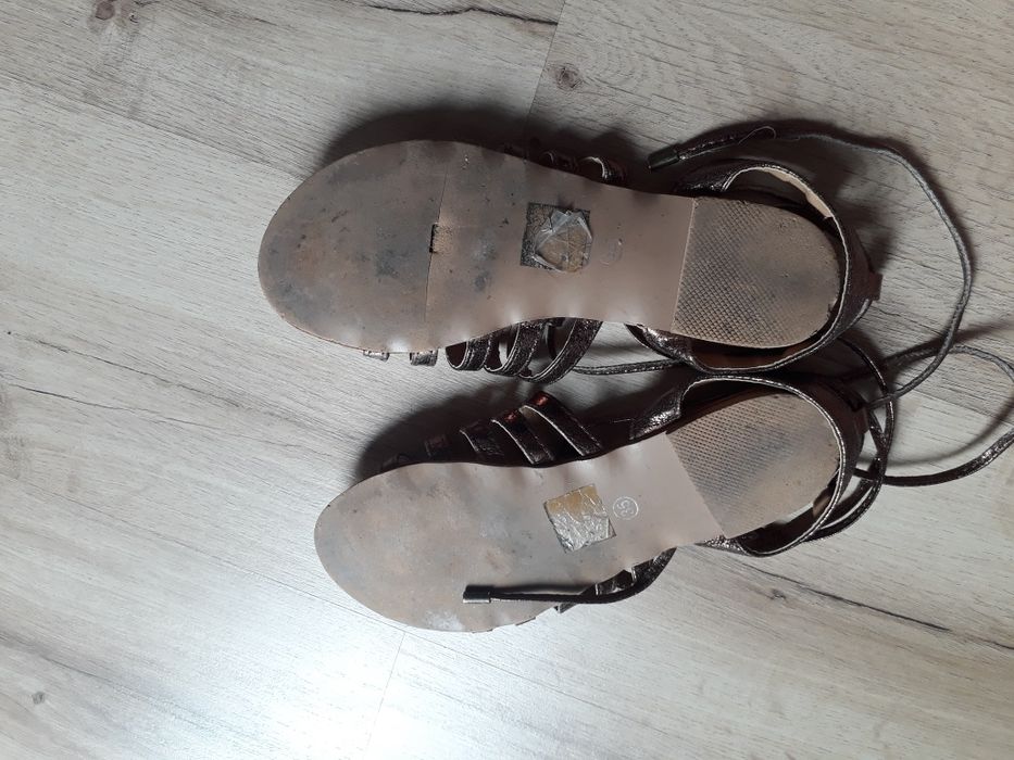 Sandálias marypaz estilo romano bronze