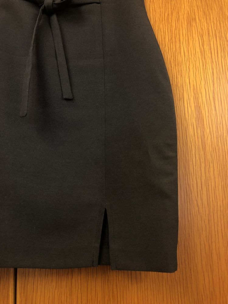 Saia formal castanha