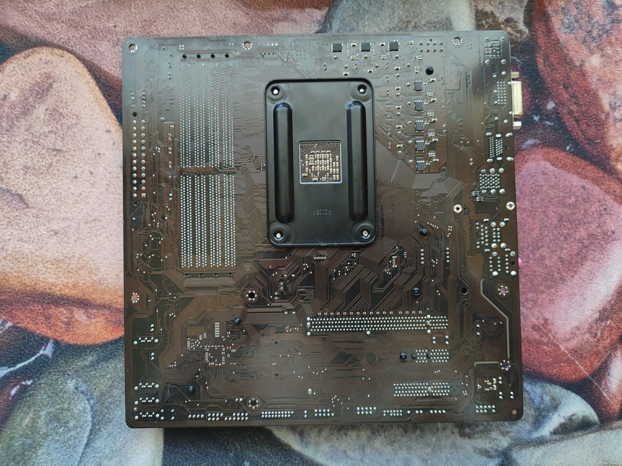 Материнська плата Gigabyte B550M DS3H (AM4, DDR4)