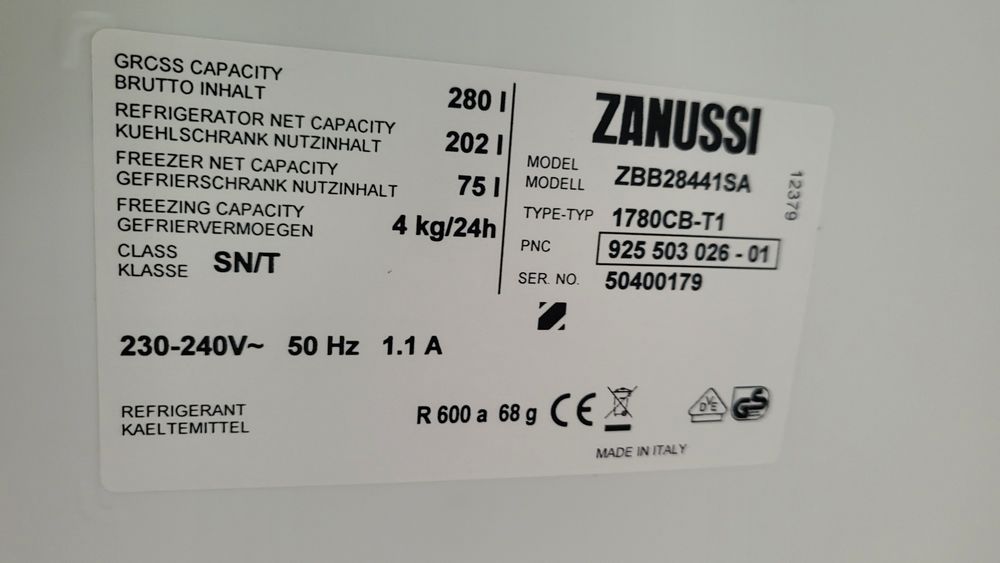 Frigorífico zanussi de encastre