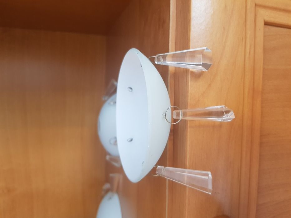 Podkloszówki matowe.