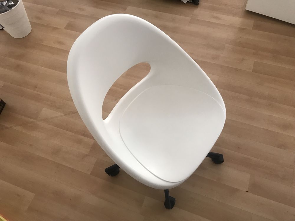 cadeira Loberget ikea e otimo estado