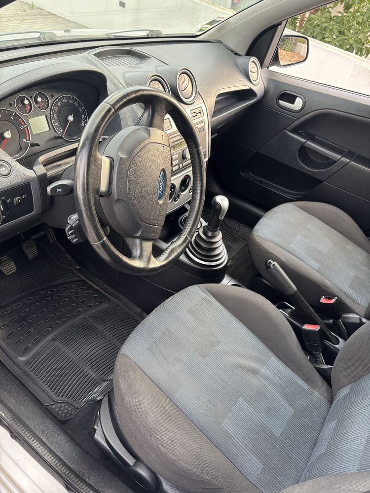 Ford fiesta 1.4TDCI