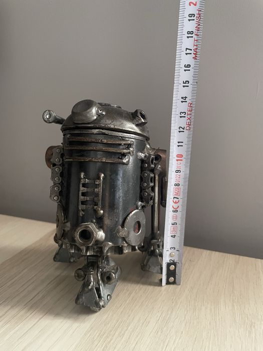 Figura de metal R2D2