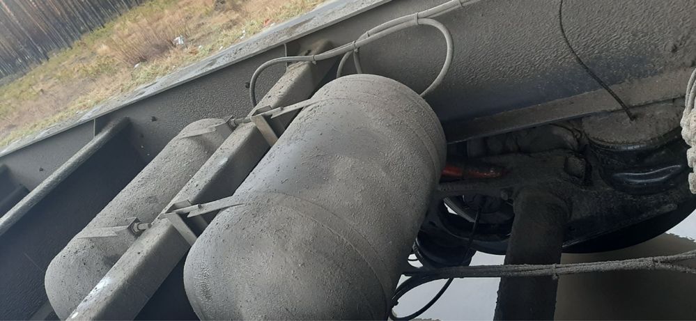 Продамо полуприцепи 45кубів Bador