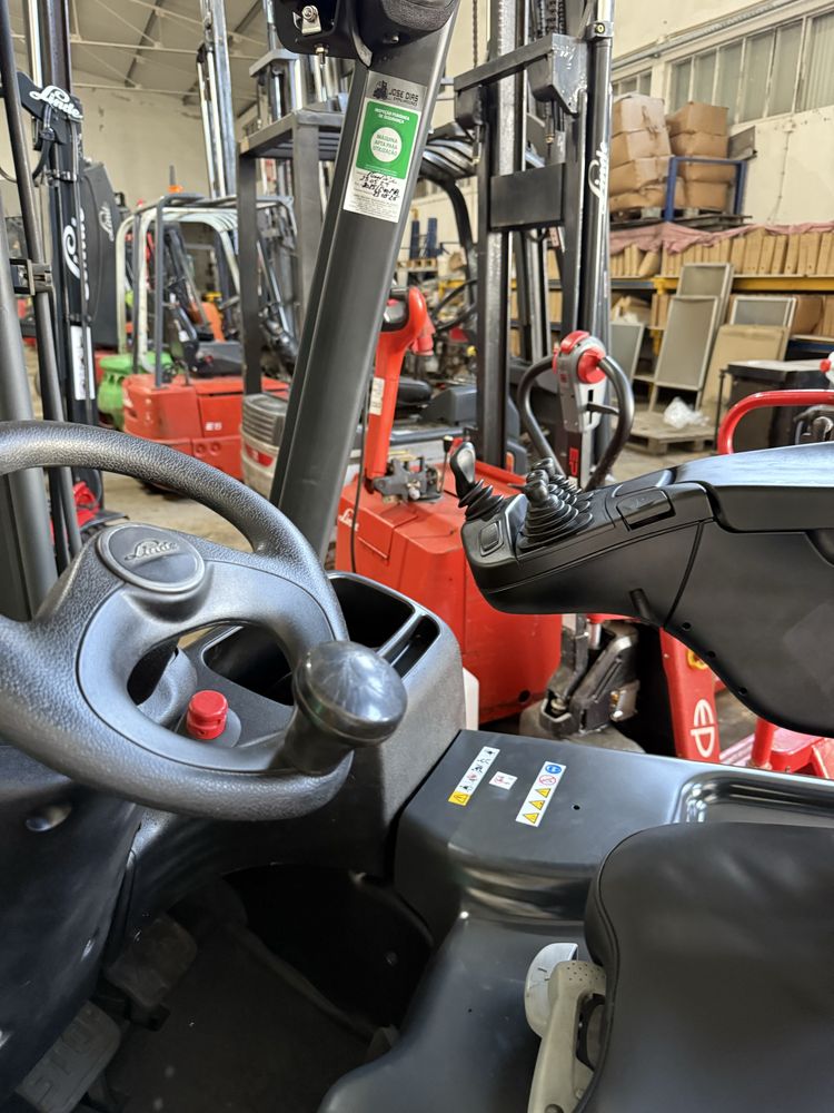 Empilhador linde H15 de 1500 kgrs eletrico