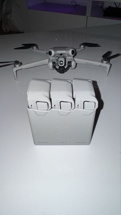 DJI Mini 4 Pro | Como NOVO (4h voo) | Pack Fly More + Extras Premium