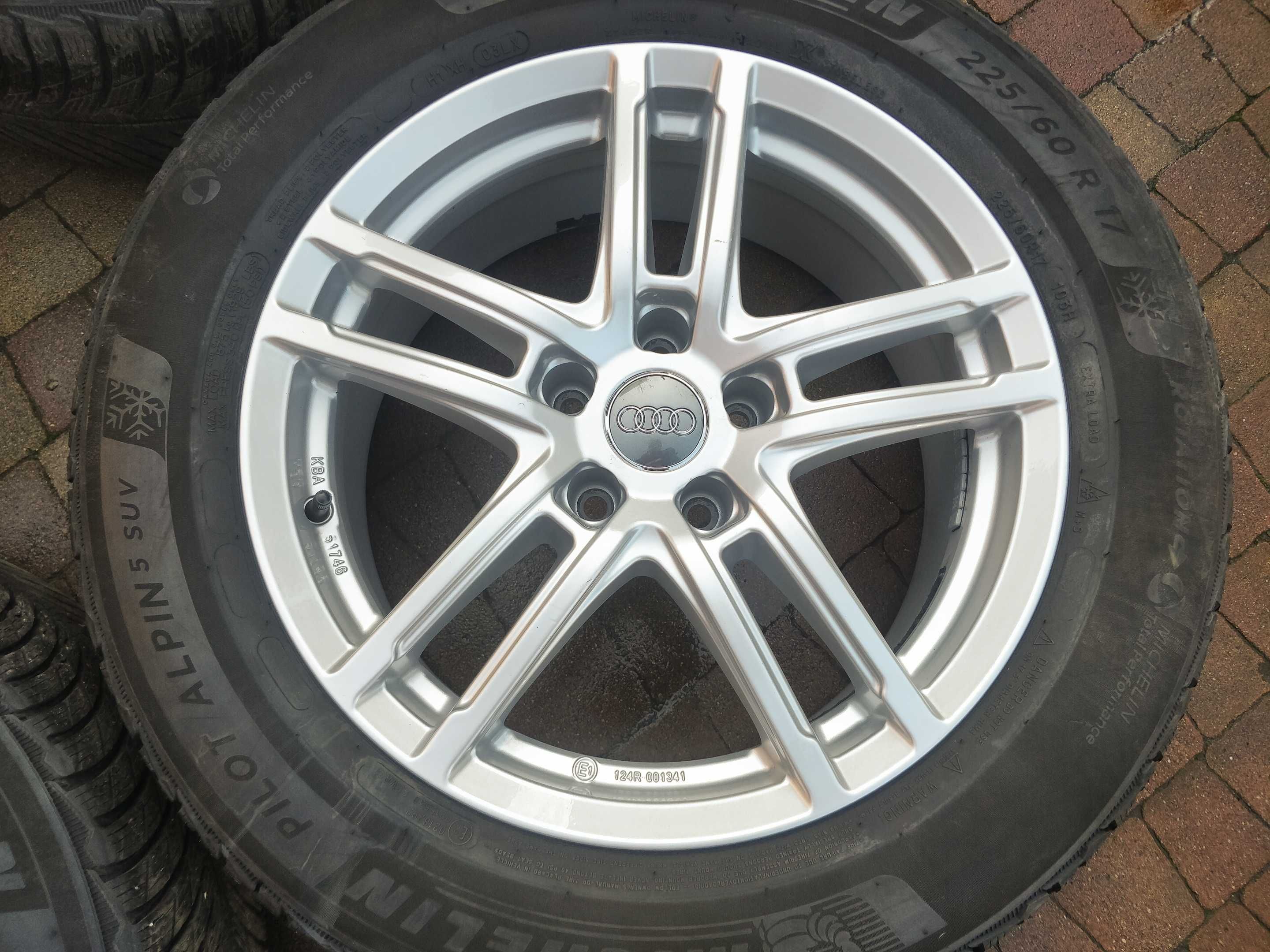 3390. Alufelgi 17" Audi A4 B8 B9 A6 C7 A8 D3 5x112 7.5 ET36 proste