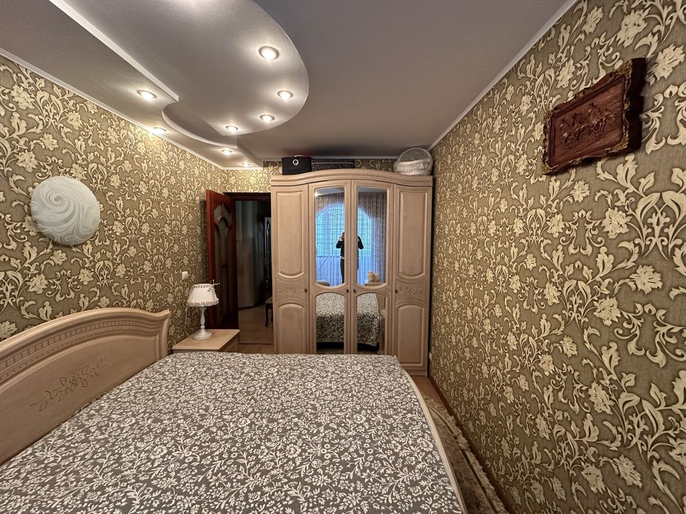 Продаж 3 кім. квартири у центрі, ремонт, меблі, АГВ