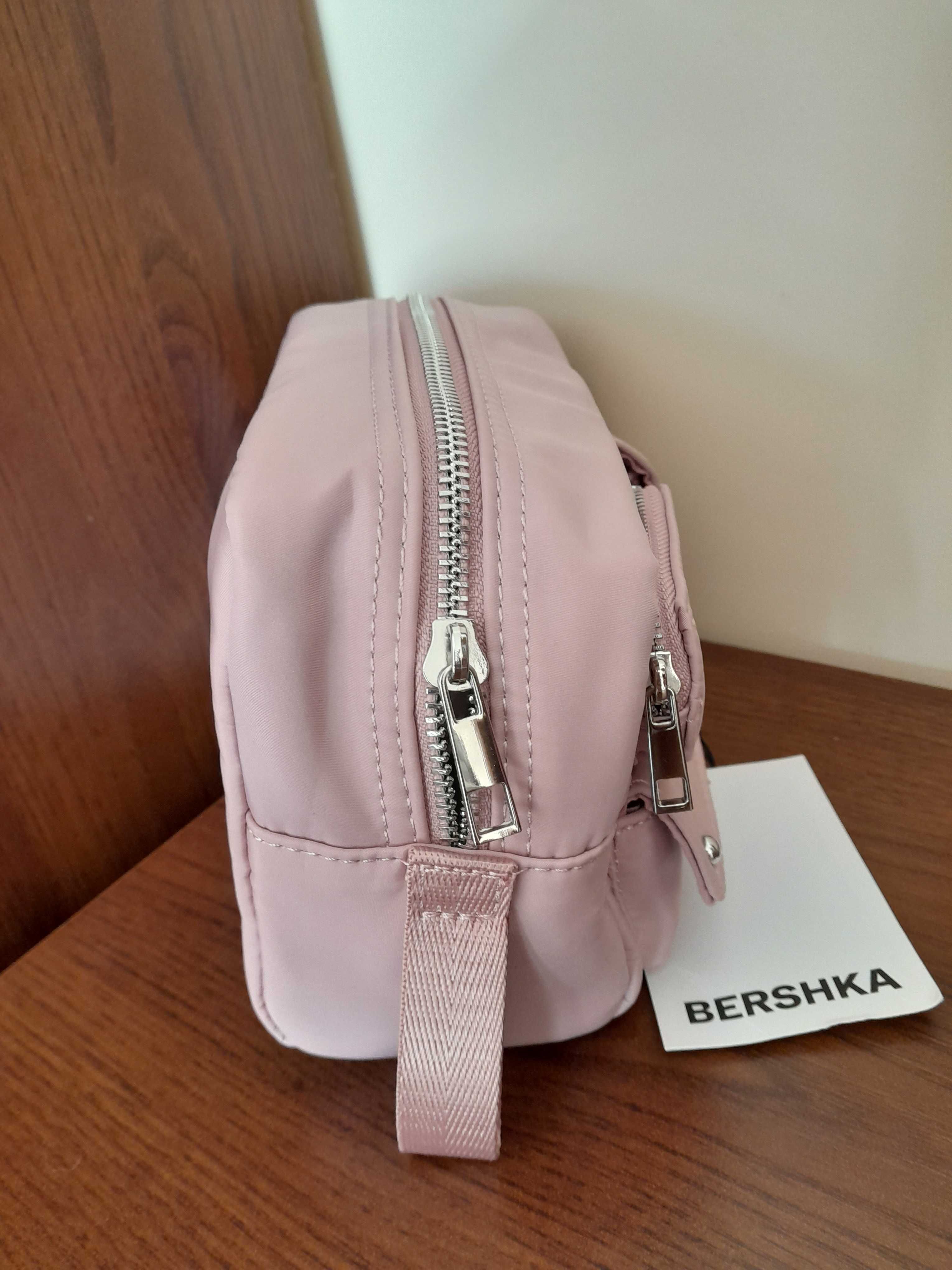 Сумка косметичка жіноча, фірми Bershka