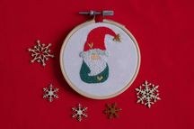 Obrazek świąteczny ręcznie haftowany w tamborku handmade