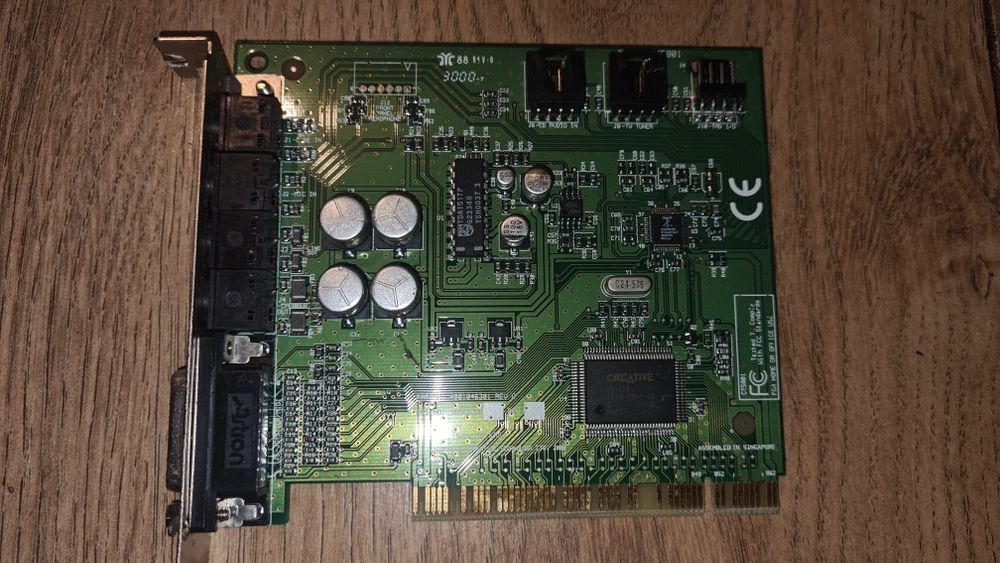 Karta dźwiękowa Creative CT5801 PCI Retro.