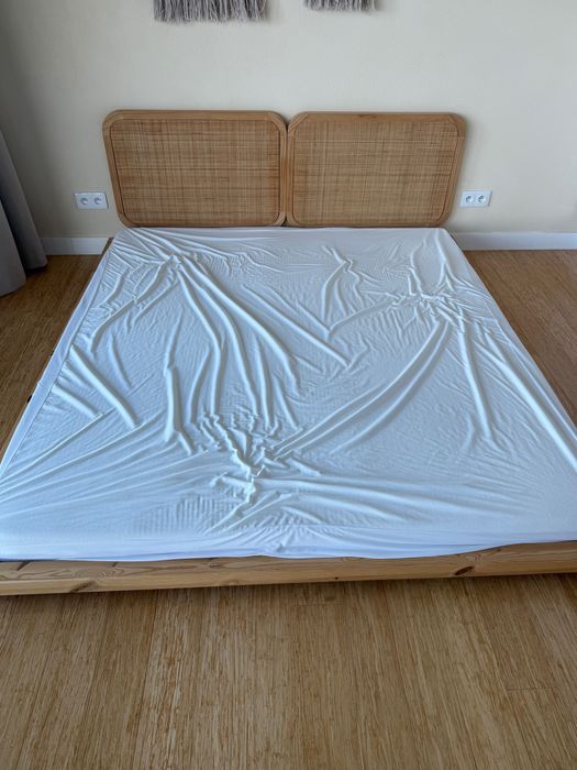 Łóżko niskie futon Dock Karup 180×200 materac wezgłowie Sklum japandi