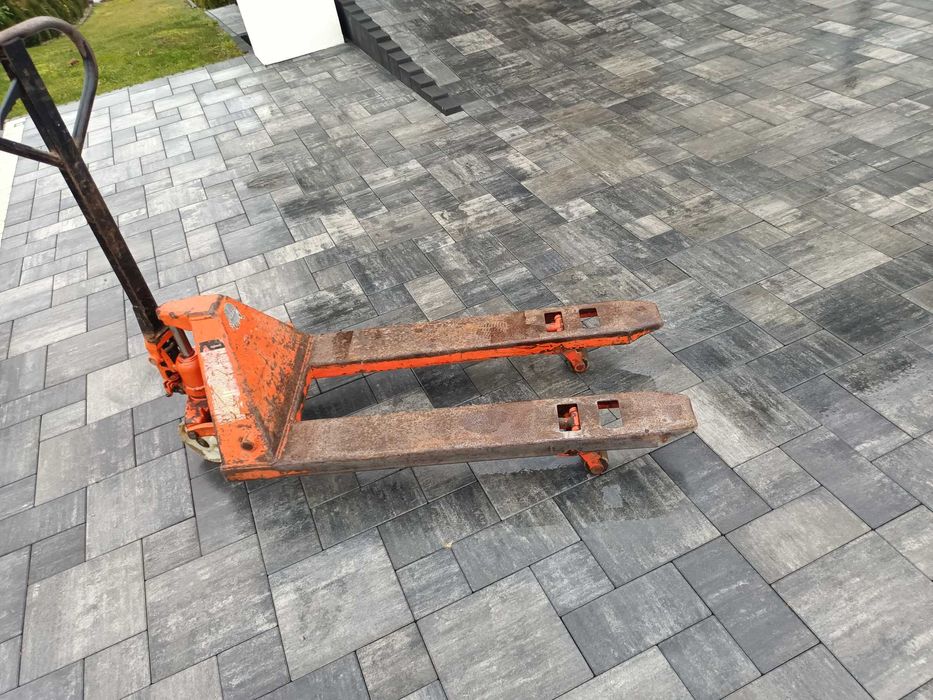 Paleciak ręczny 2000kg