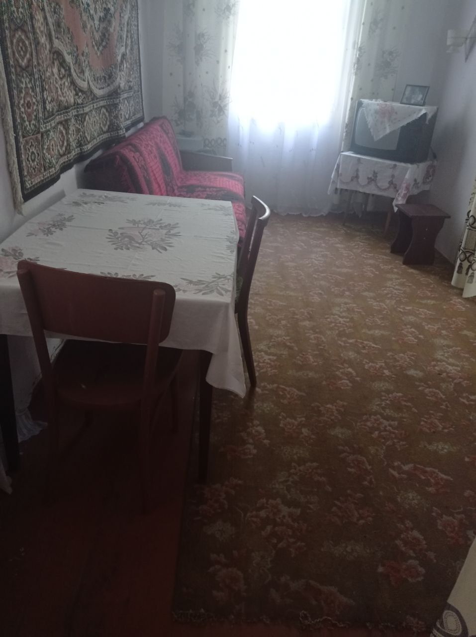 Нові документи.Продається 30 соток зем. ділянка з будинком в м. Долина