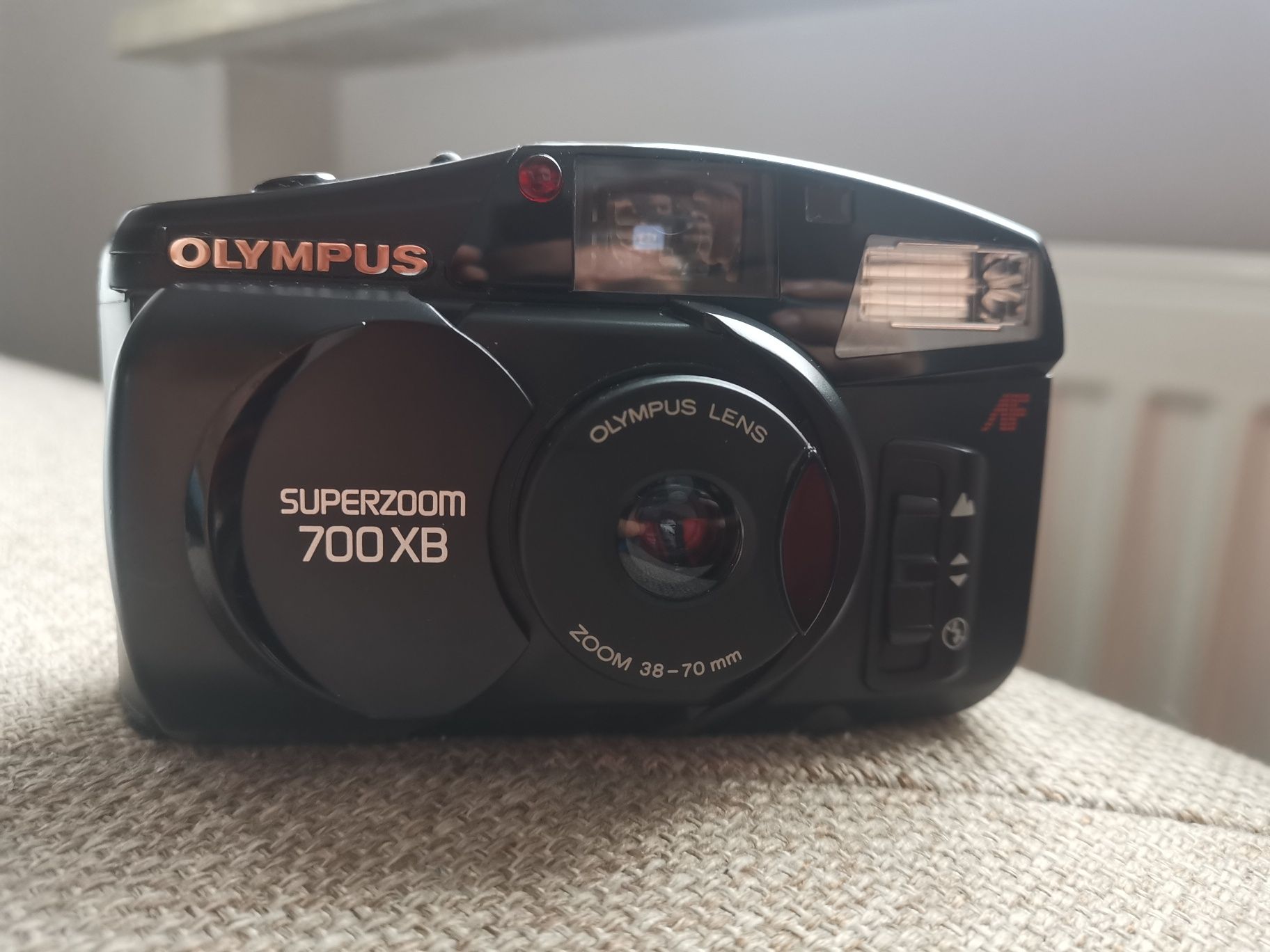 Olympus 700XB super zoom