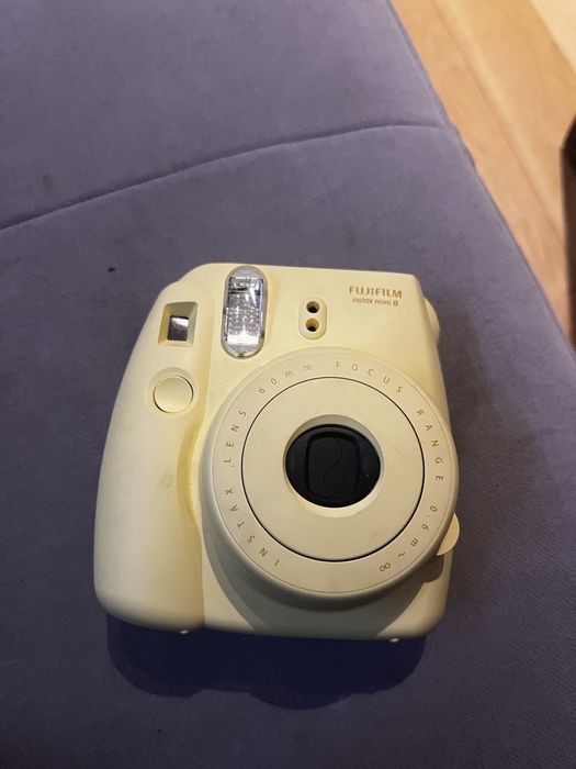 Polaroid instax mini 8