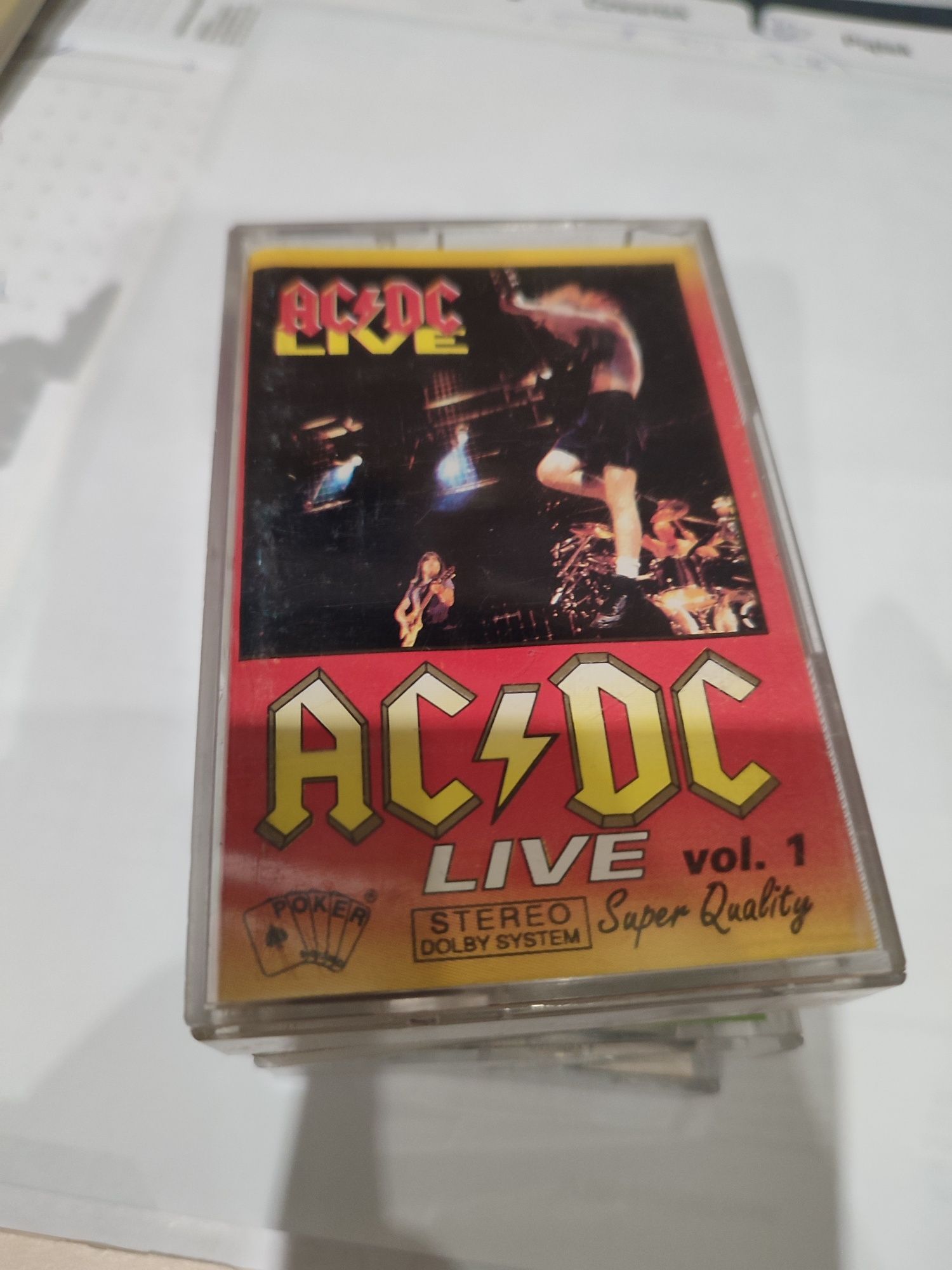 Kasety magnetofonowe Ac/Dc