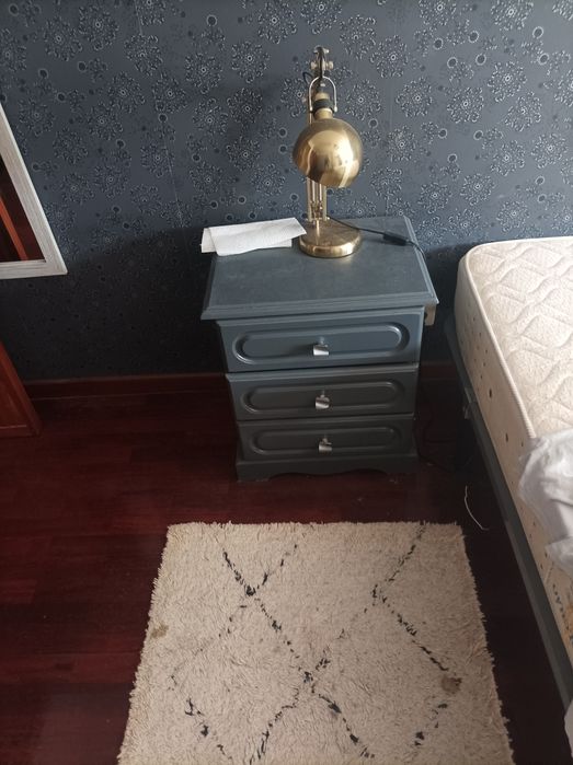 Comoda + mesas de cabeceira