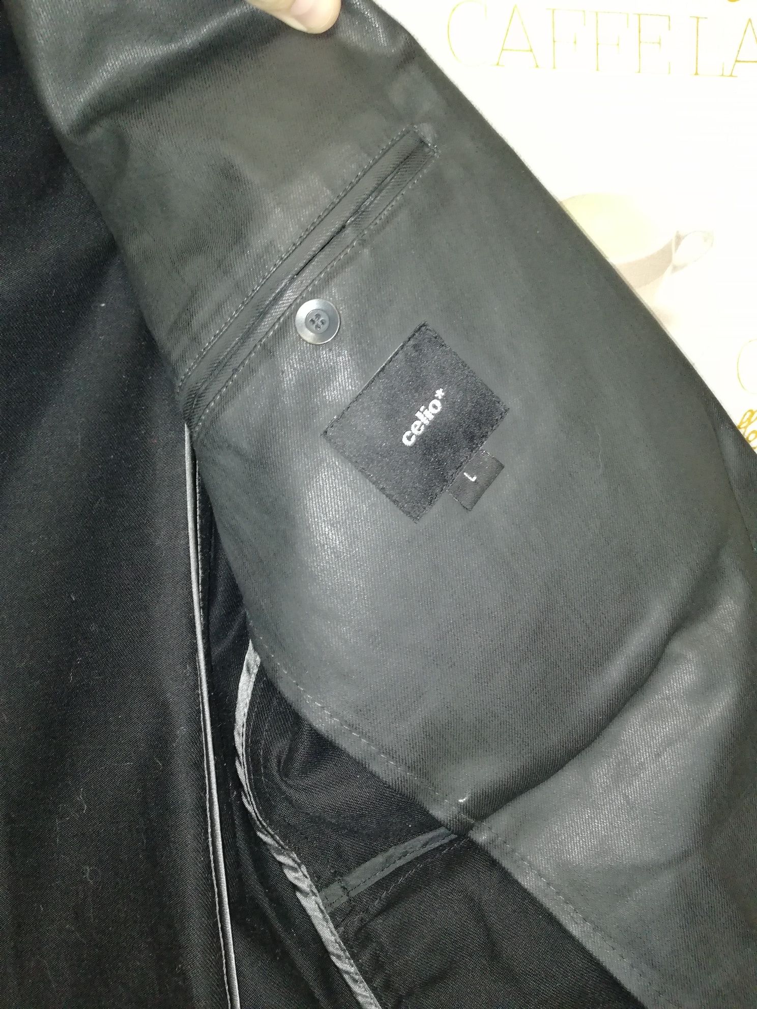 Продам пиджак эксклюзивний Celio