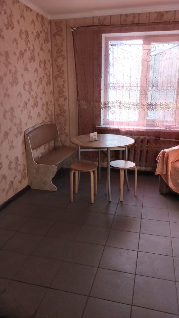 Здаю 3кiмнатну квартиру Центр 6-я Слобiдьська