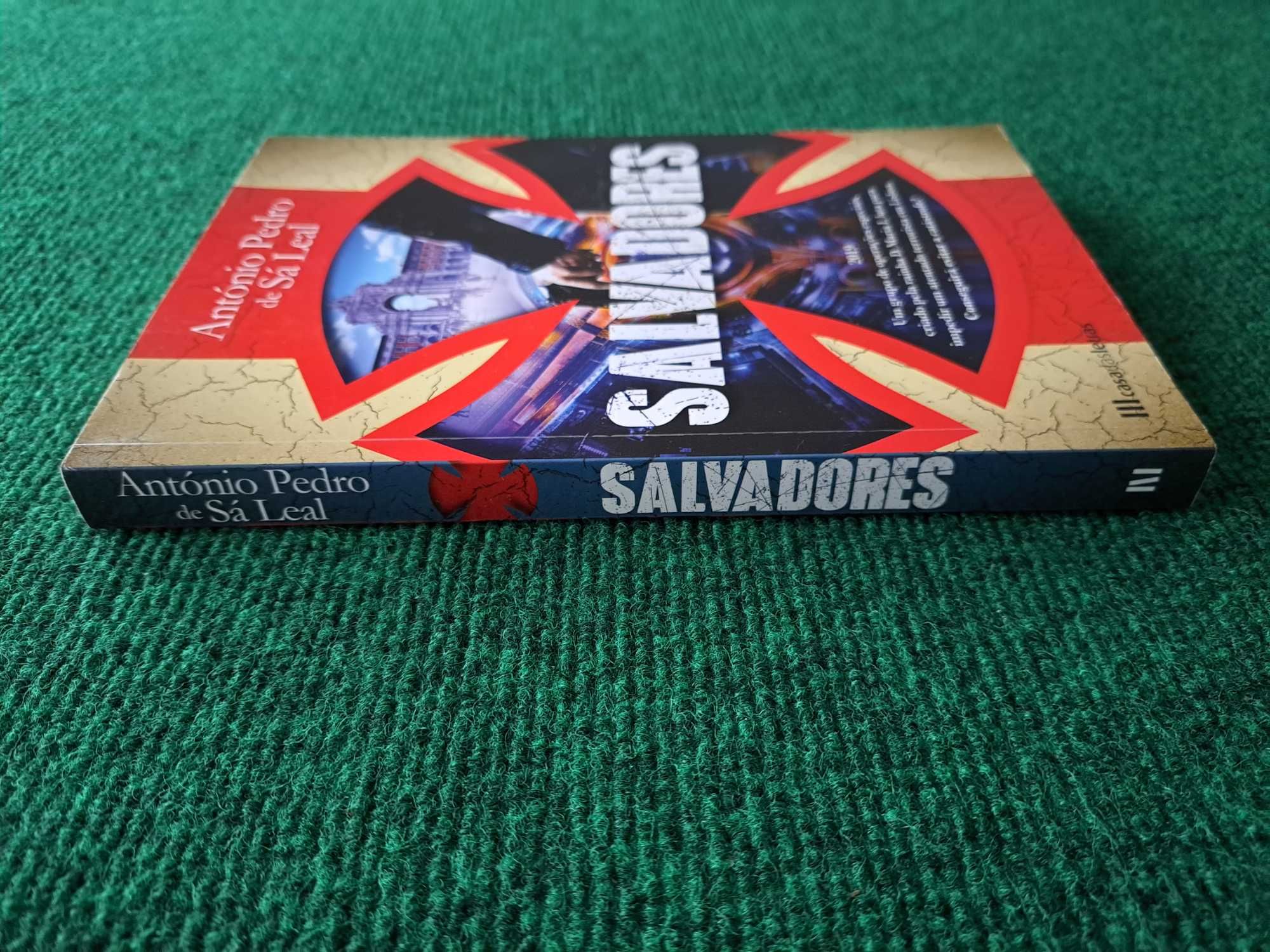 Salvadores - António Pedro de Sá Leal