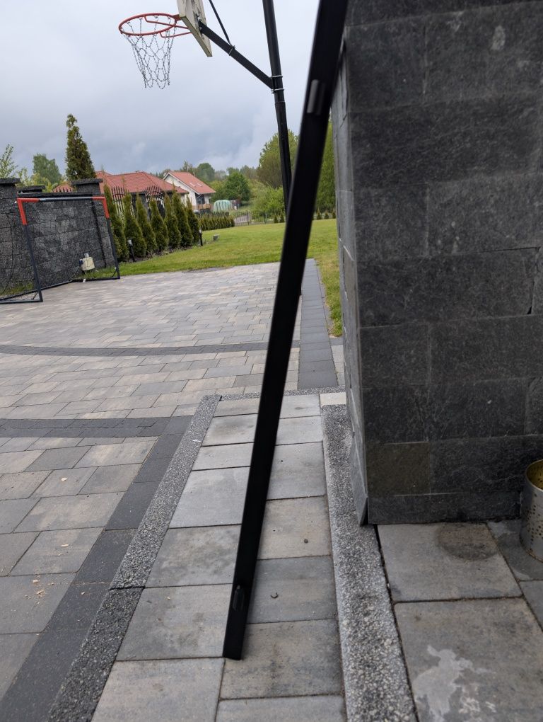 Bramka zabezpieczająca dla dzieci na schody loft