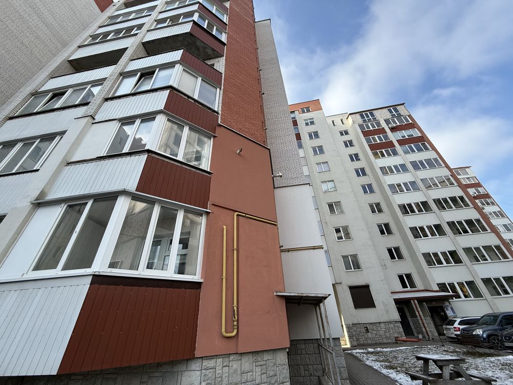 Продаж квартири по вул. Тролейбусна