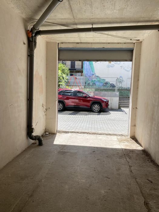 Продаж гаража в новобудові по вул Лукʼяна Кобилиці 105