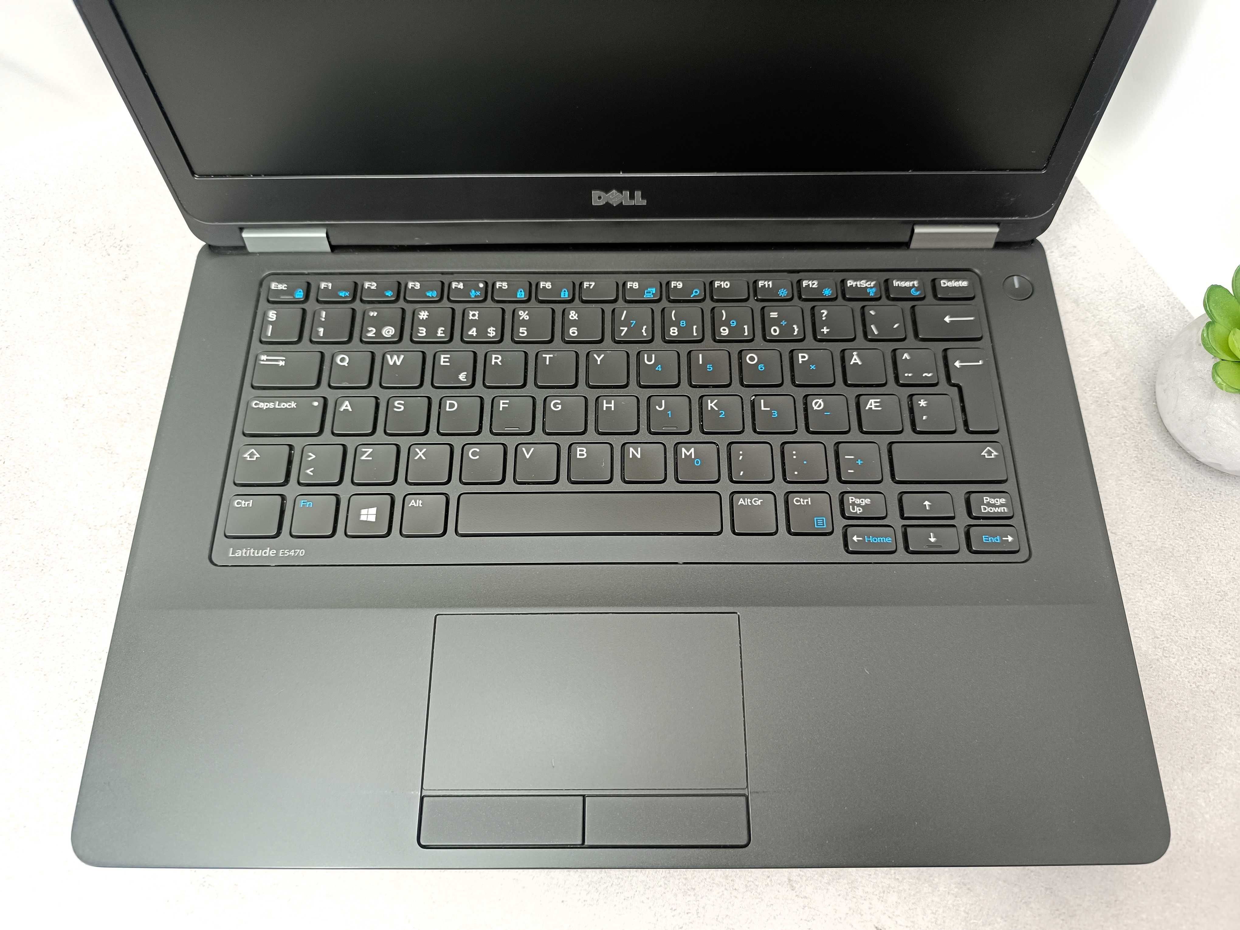 Ноутбук Dell Latitude E5470/i3-6100U/8 ГБ/SSD 256 GB/14 " HD/Гарантія
