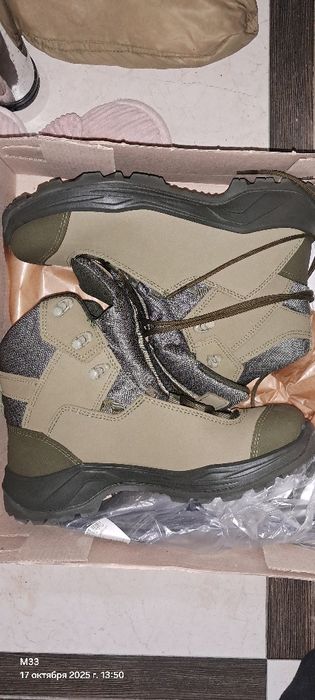 Військові берци 42