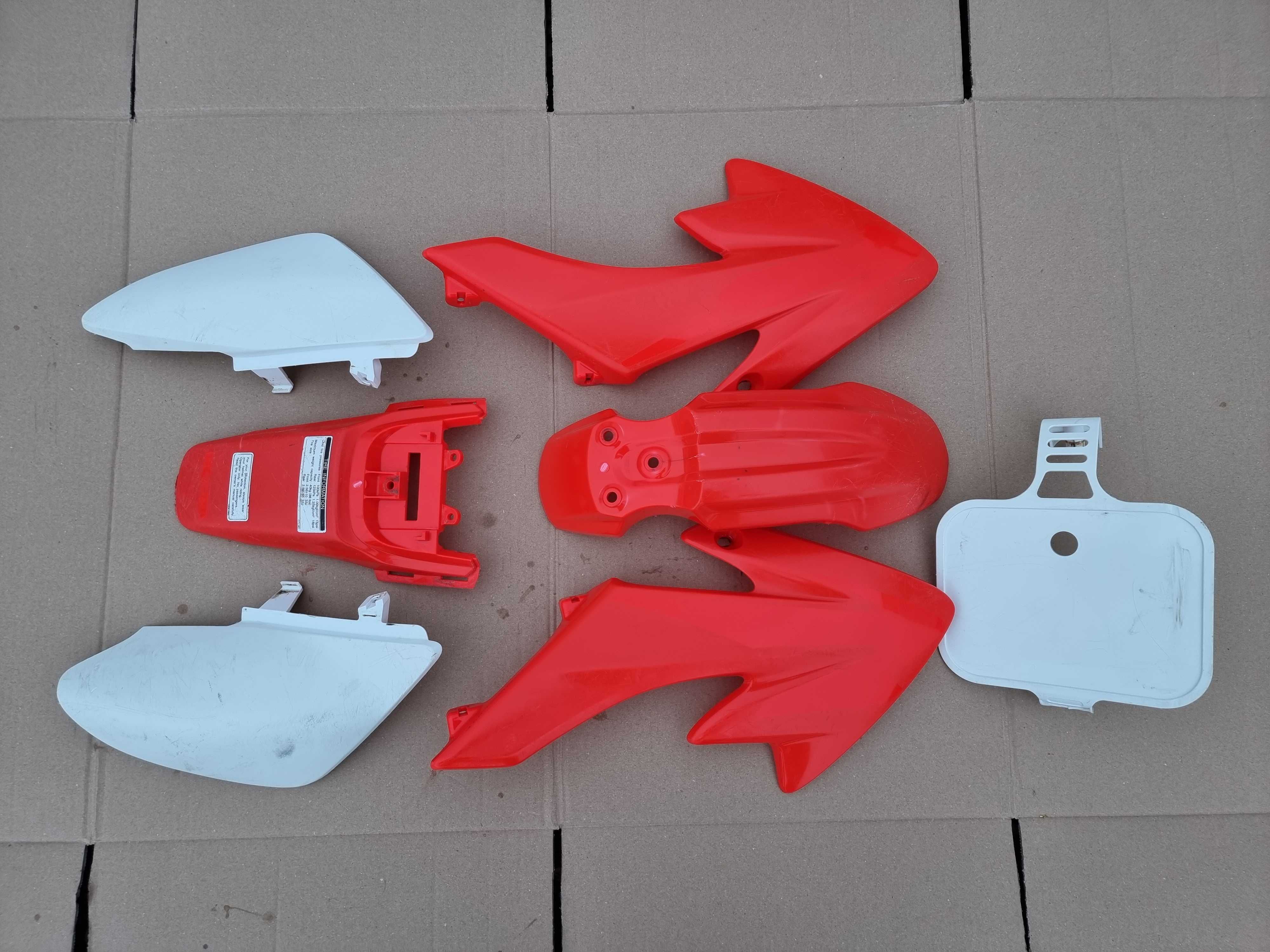 Oryginalny komplet zestaw plastików Honda CRF 50R 50 rok 04-21