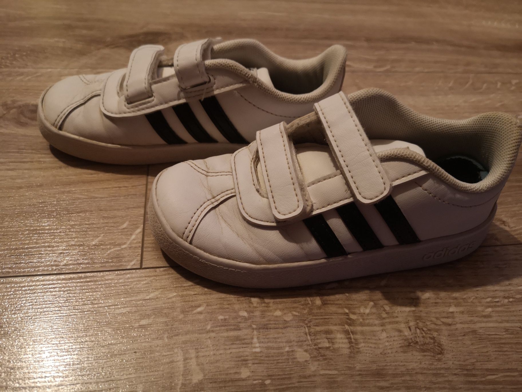 Buty Adidas r. 28