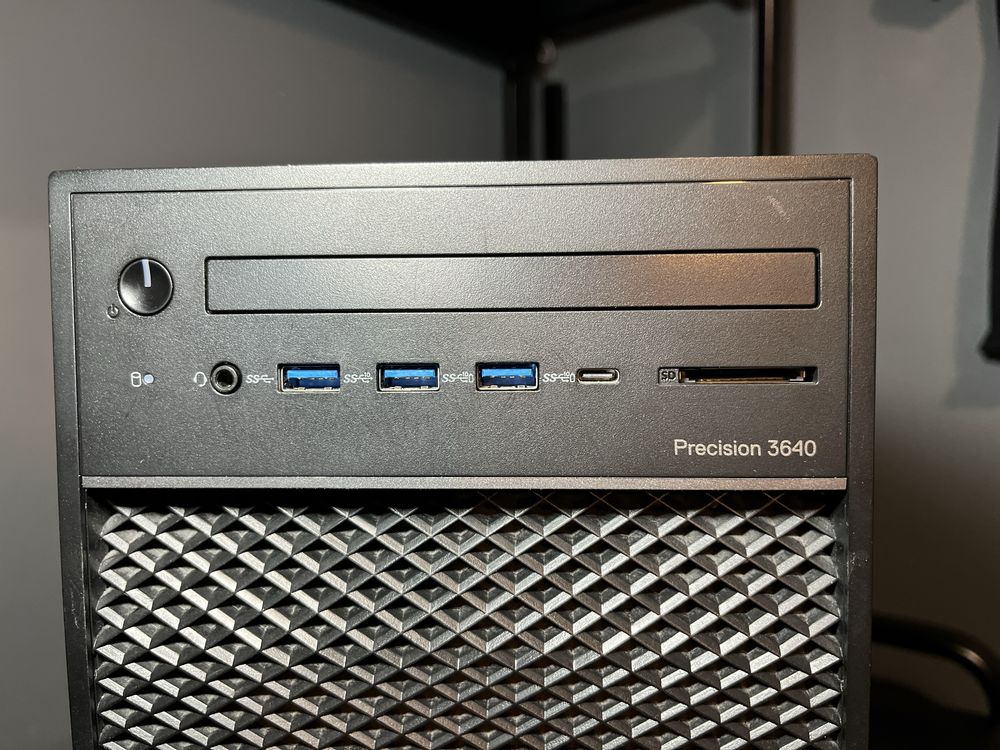 Komputer DELL Precision 3640,Intel(R) Core(TM) i3-10100 CPU