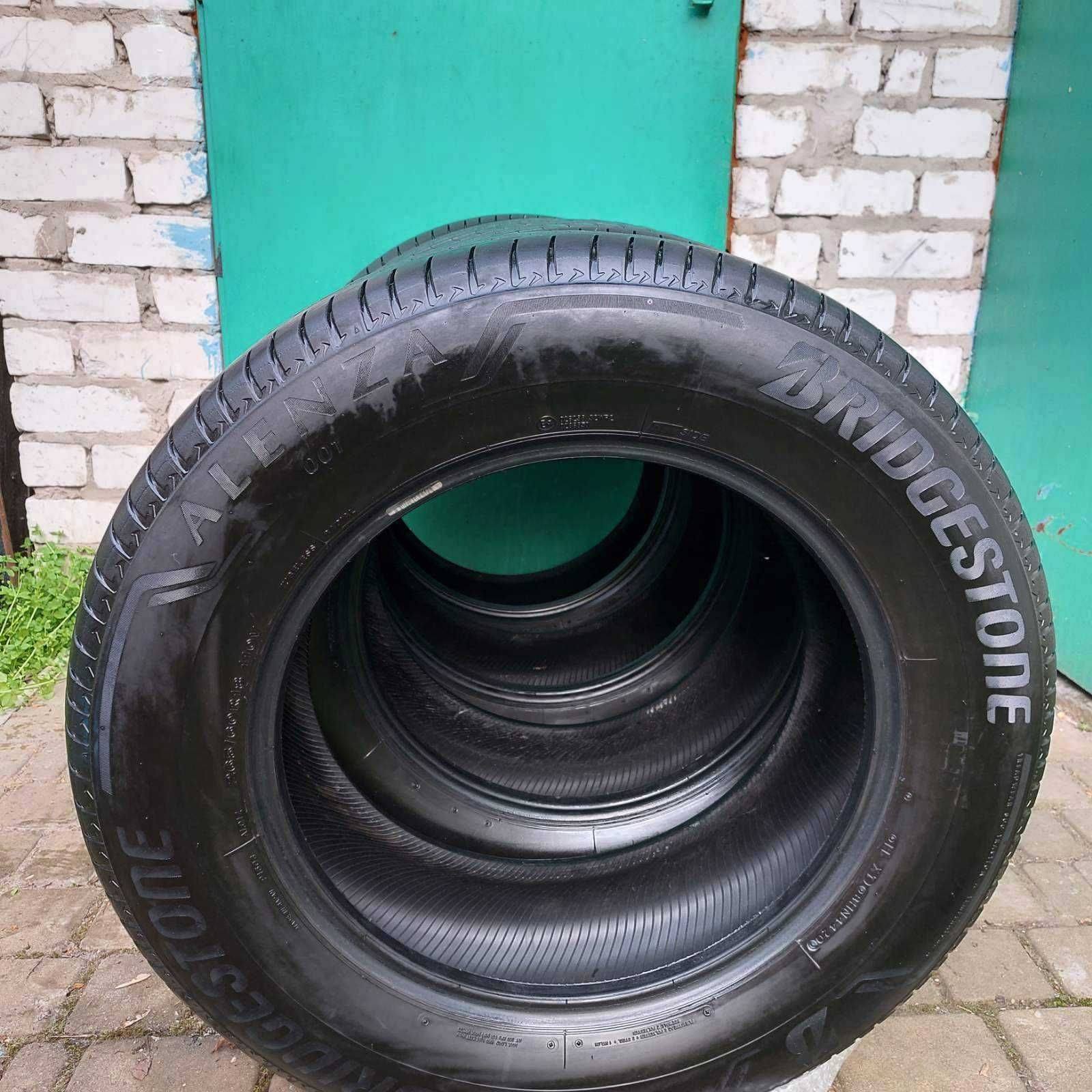 Bridgestone alenza  265/65/18