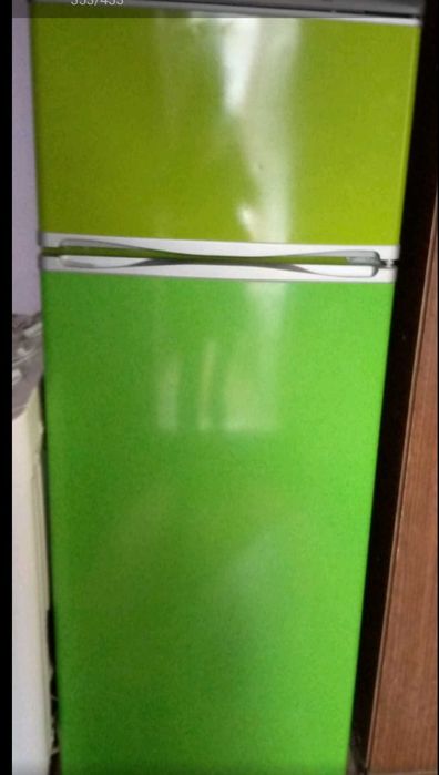 Холодильник у хорошому стані