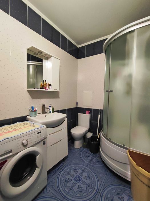 MZ, 2-кімнатна квартира з ремонтом 67 м²,  вул. Старобілоуська