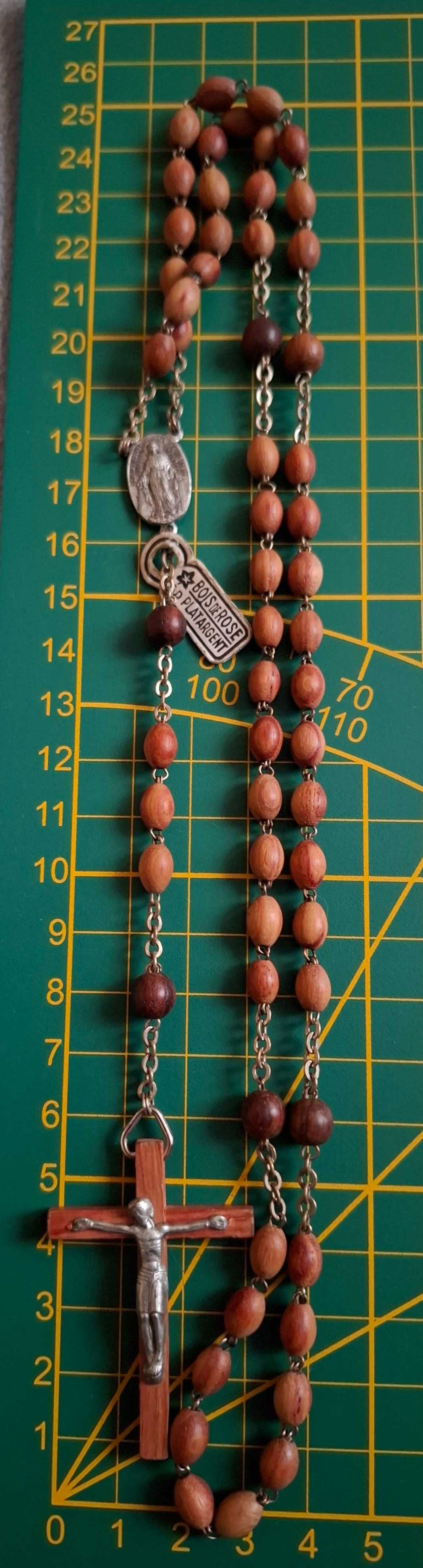 vintage różaniec z drewna różanego plater