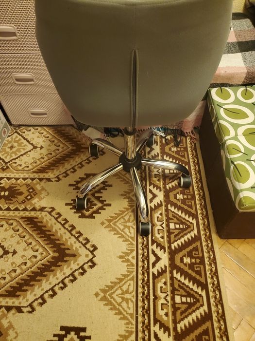 Крісло на колесах Bonro велюр сірий