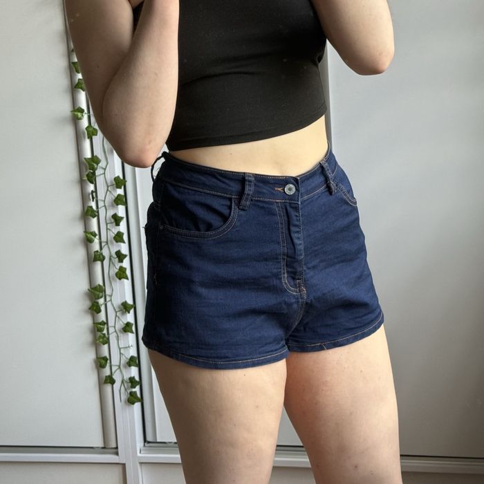 Damskie spodenki jeansowe 42 Cropp