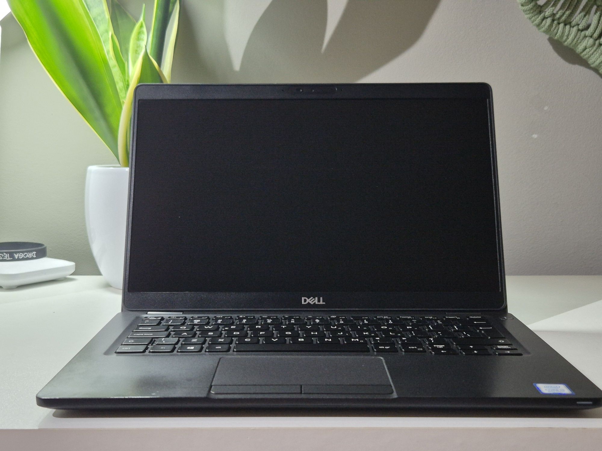 DELL Latitude 5300 i5-8265u SSD256GB