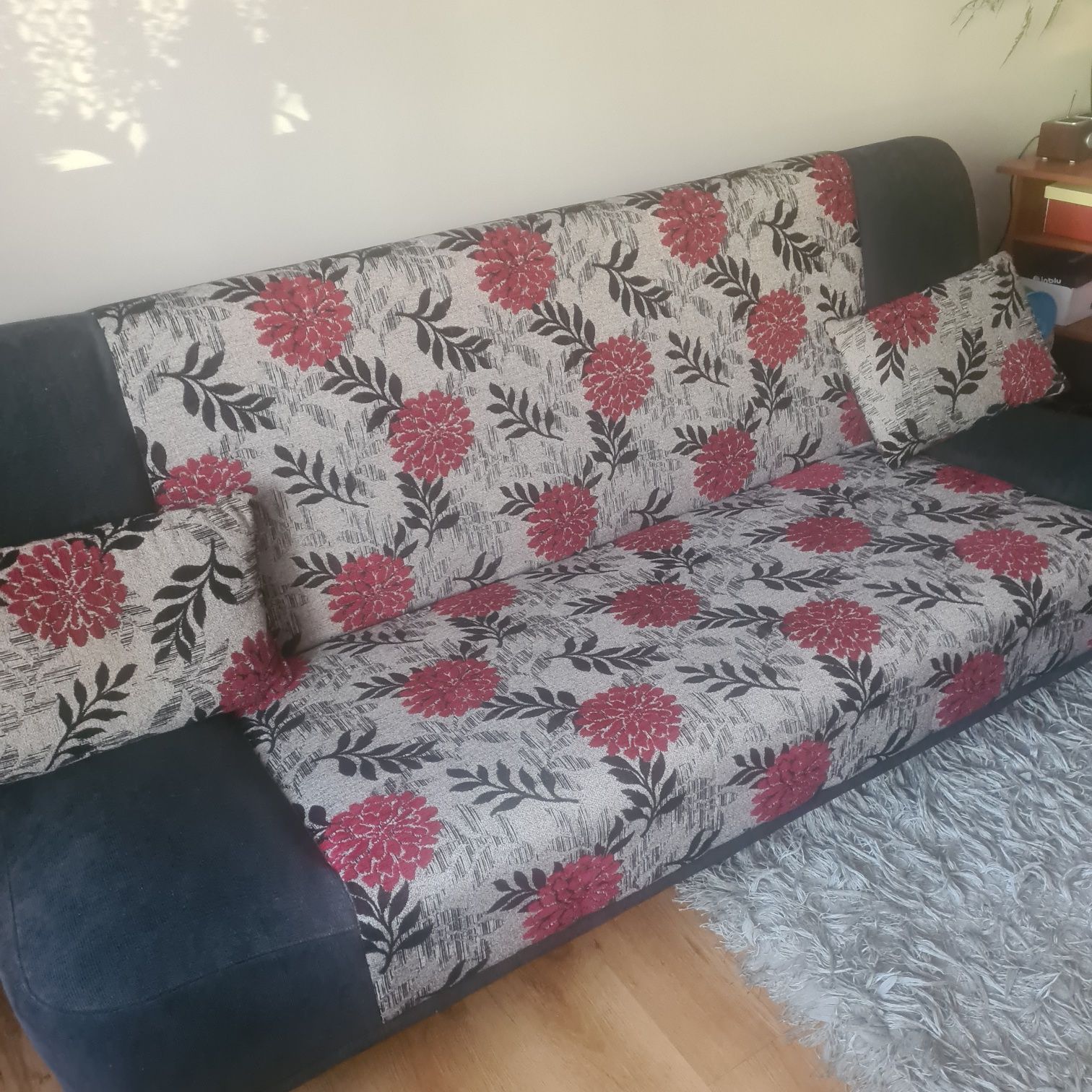 Sofa i dwa fotele