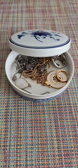 Guarda Jóias da Vista Alegre