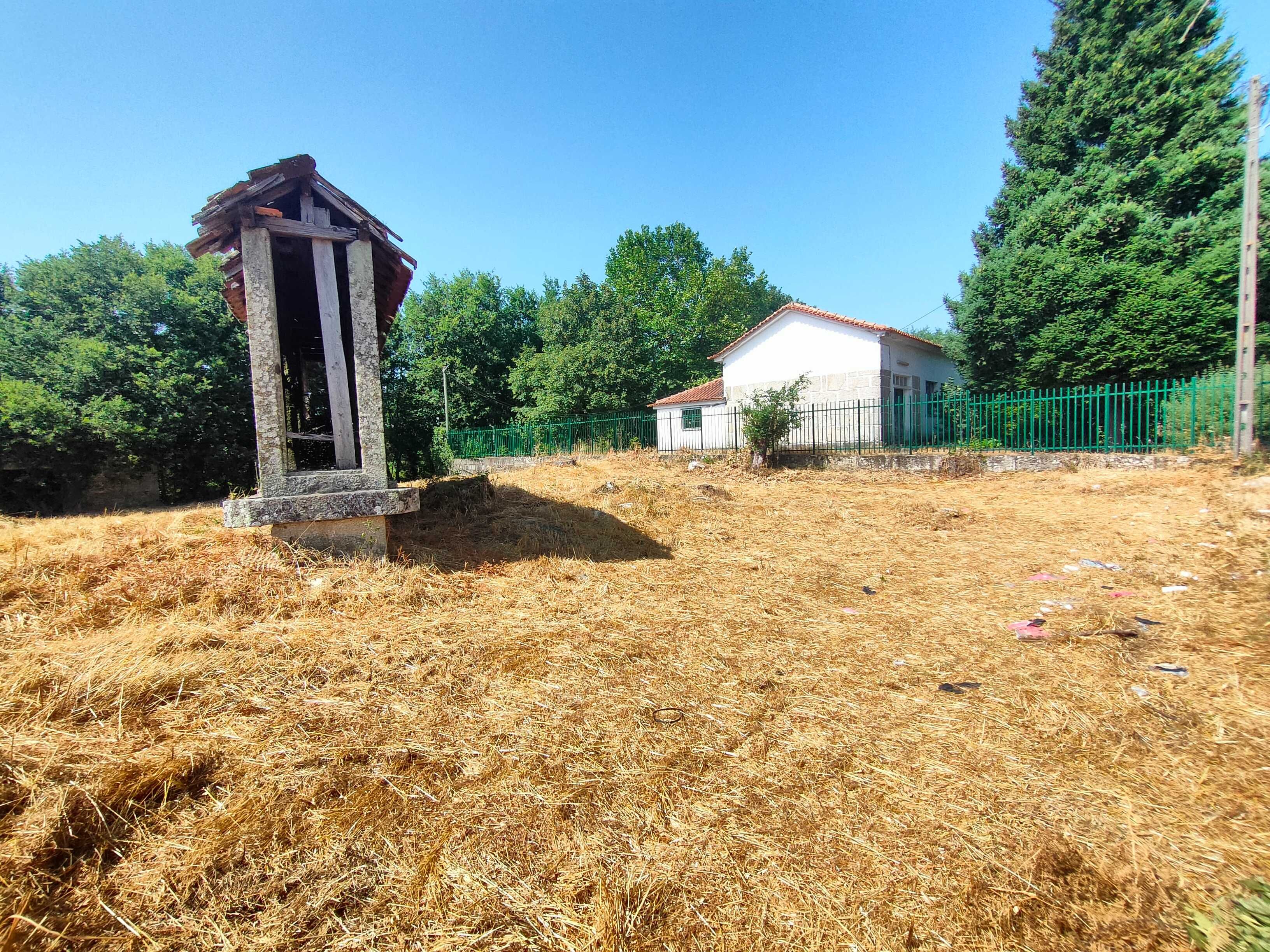 Arrenda-se terreno 3200m2 em Viseu