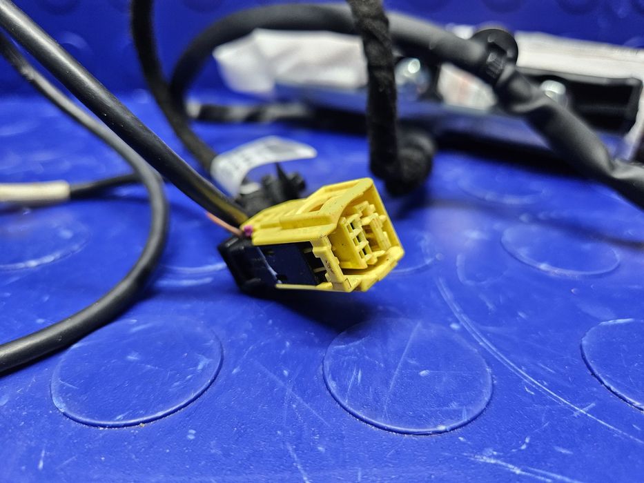 PODUSZKA fotela prawa AUDI Q7 4M airbag prawy oryginał