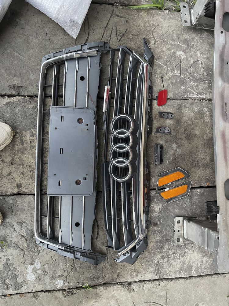 Audi a4 b9 крило, решітка, , заглушка, отражатели