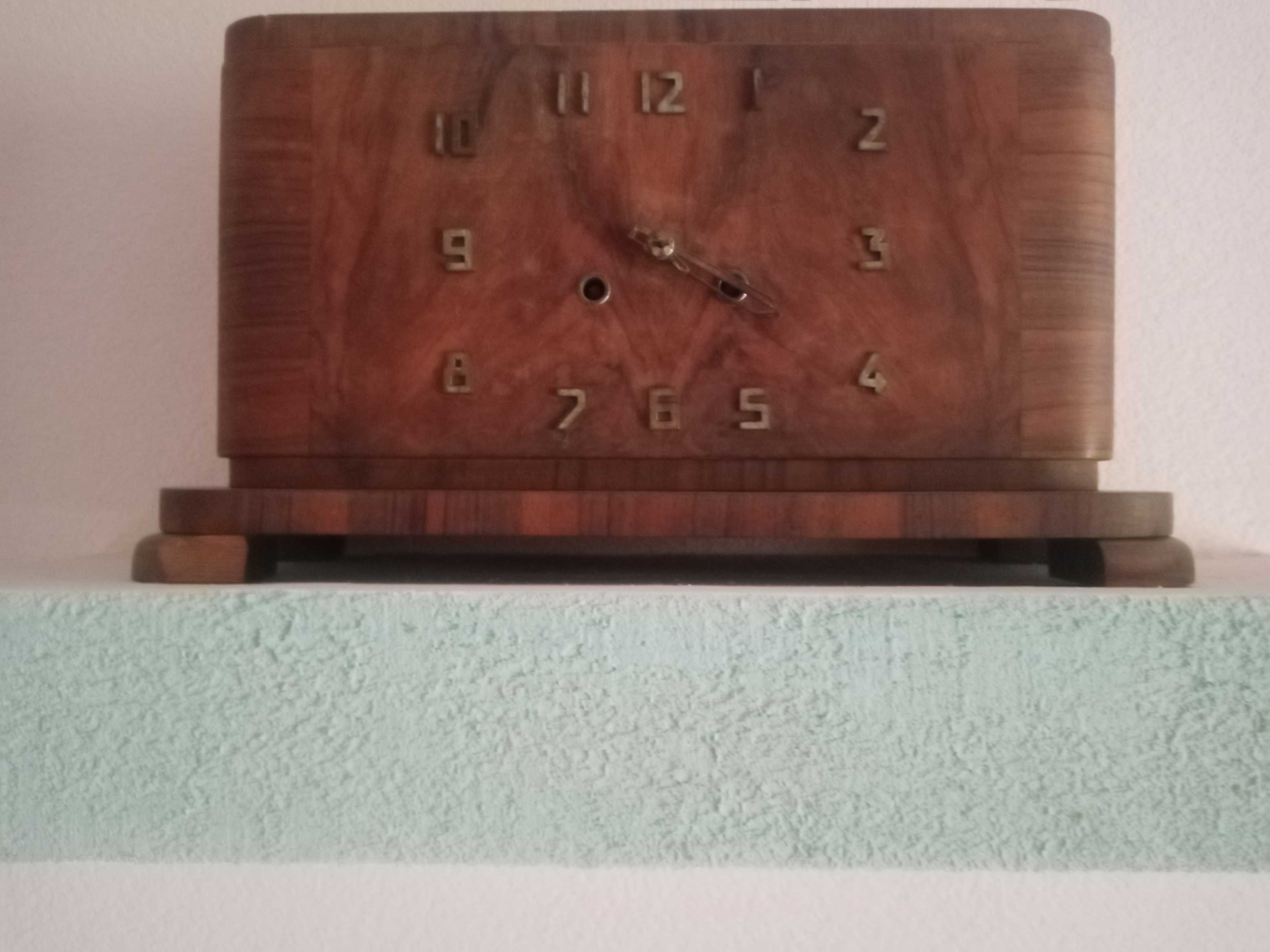 Stary zegar do postawienia