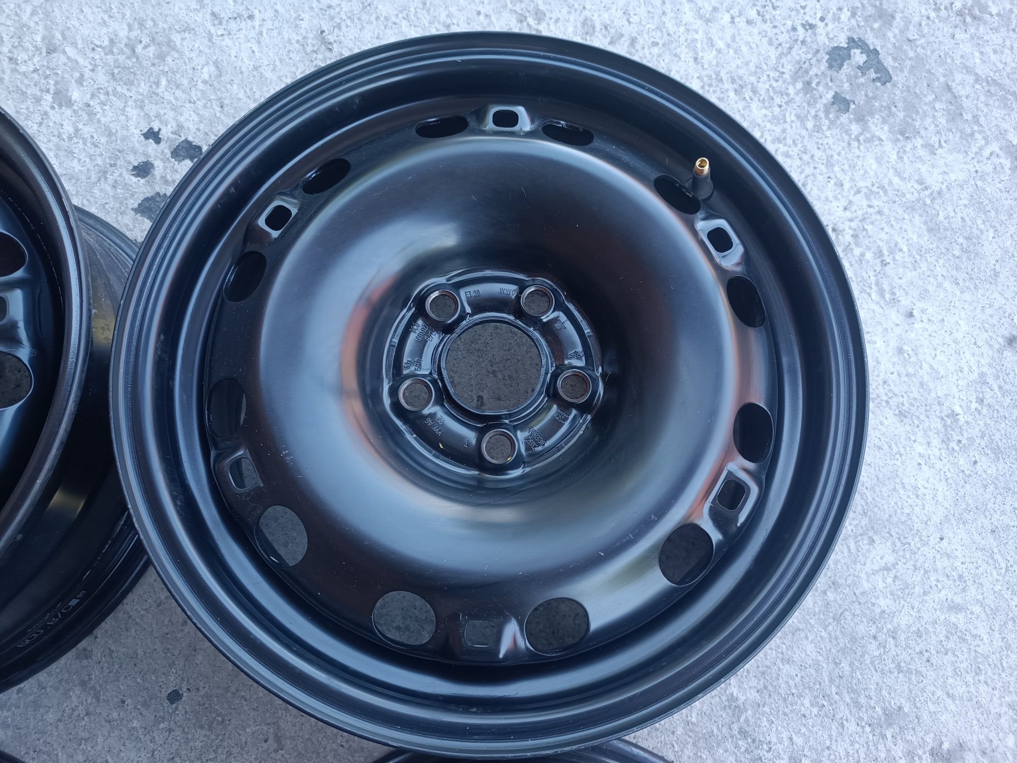 Металеві диски 5 100 R15 Гольф 4 Шкода