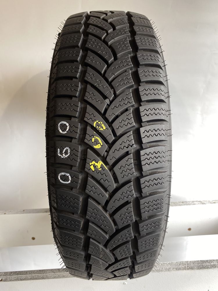Opona pojedyncza 215/65/16 C Vredestein Comtrac 9,8 mm